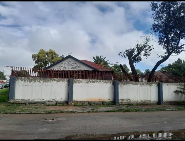 3 BEDROOM HOUSE FOR SALE IN ROSETTENVILLE